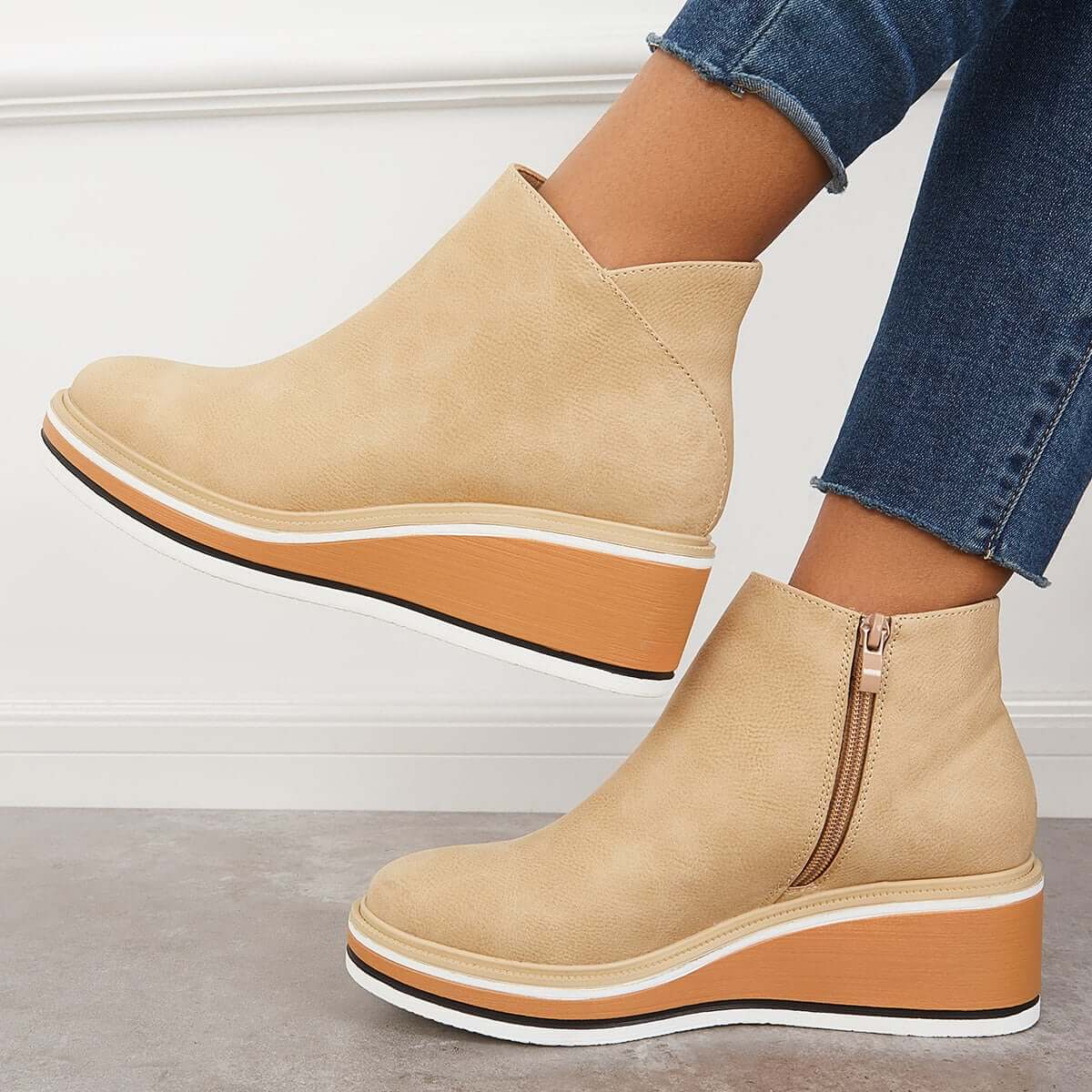 W&W - Stilvolle Stiefeletten mit Zipper und Plateau