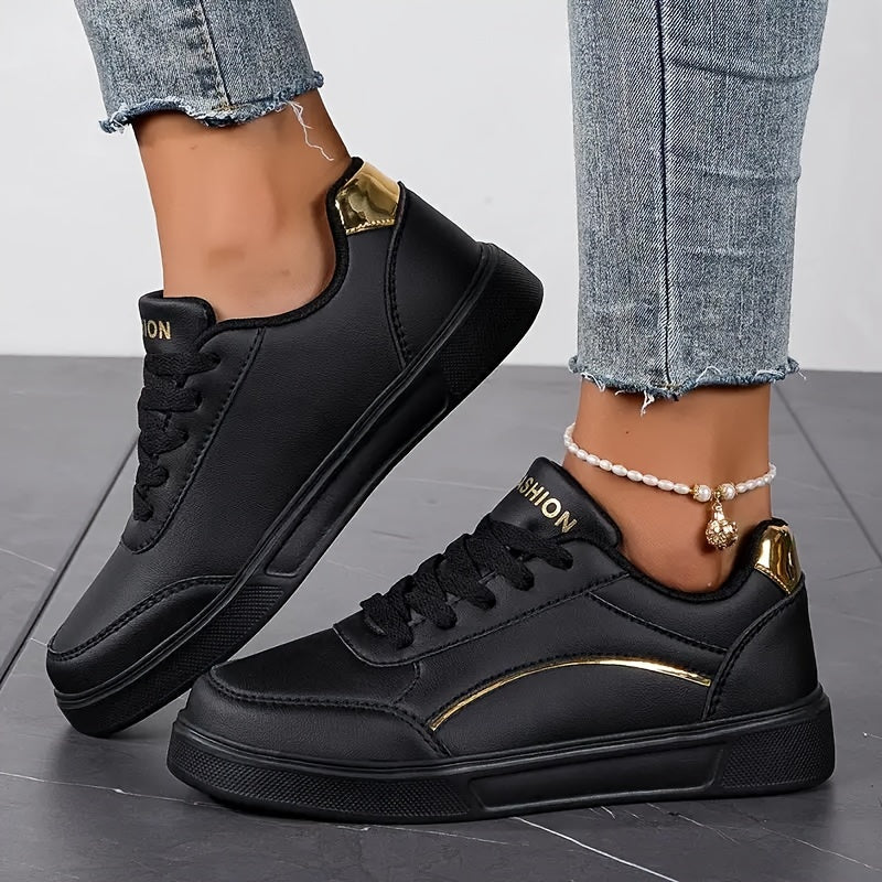WW | Plateau Sneaker mit Schnürsenkeln