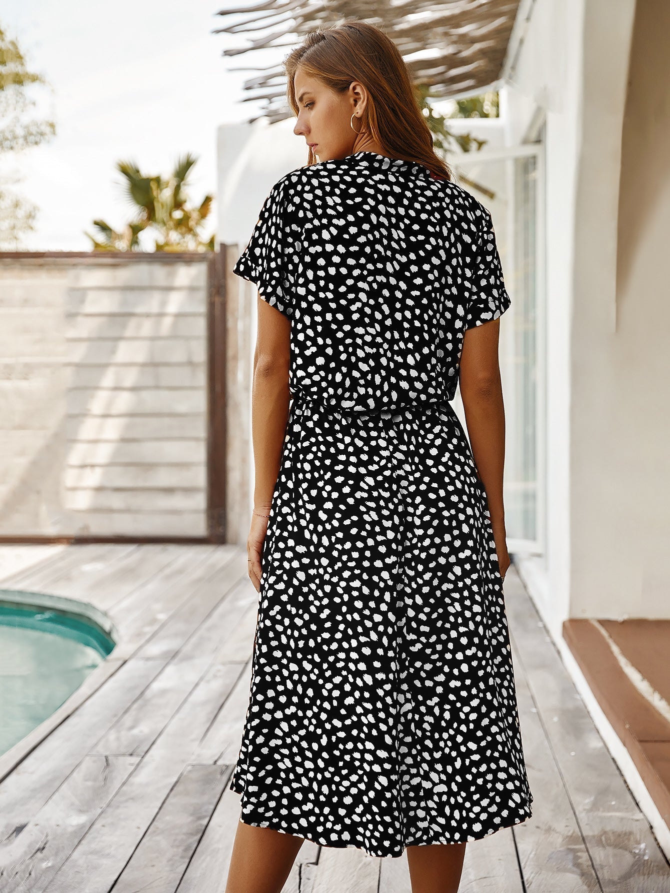WW | Lässiger Polka Dot V-Ausschnitt Kurzarm Midi Kleid