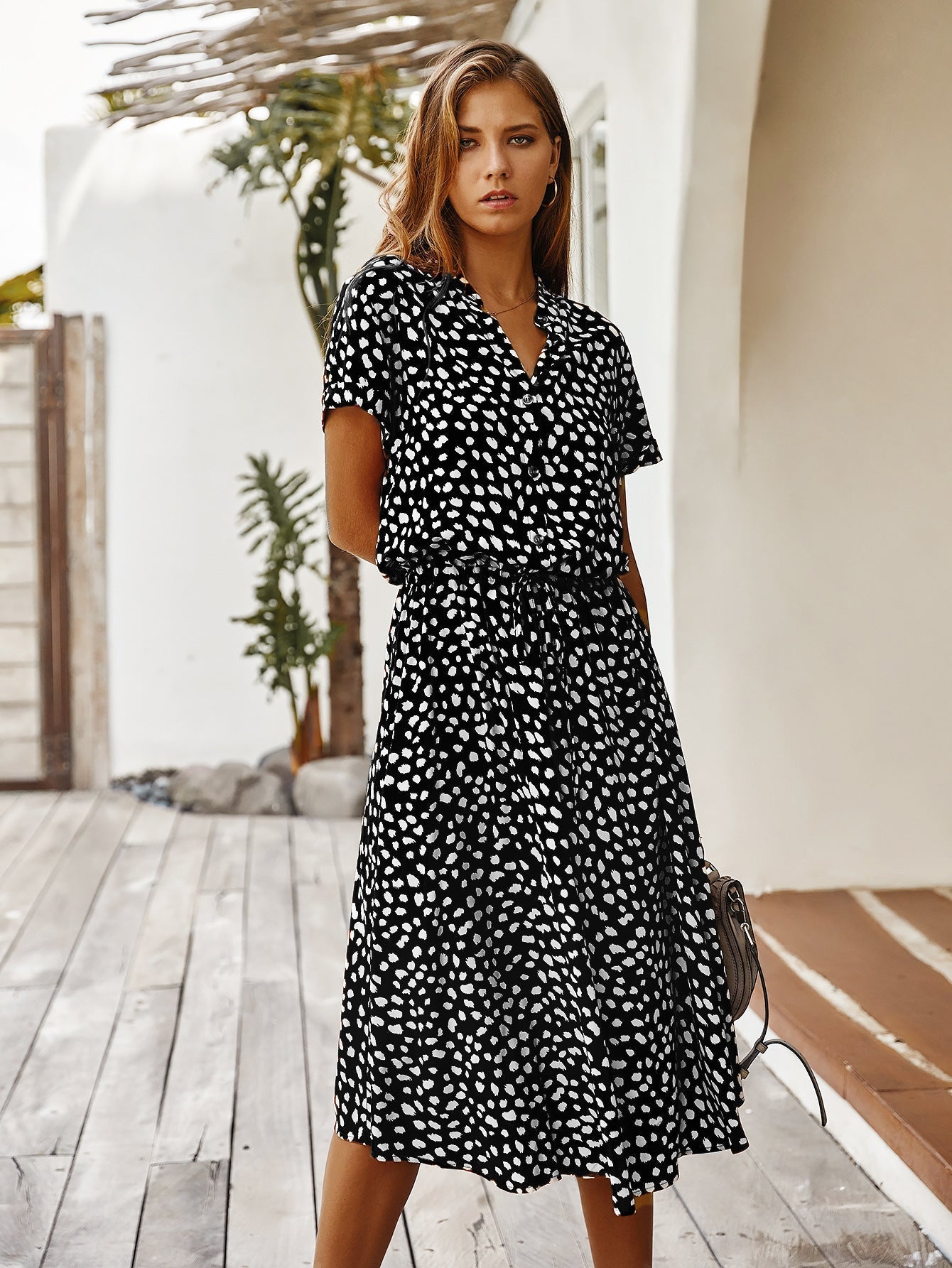 WW | Lässiger Polka Dot V-Ausschnitt Kurzarm Midi Kleid