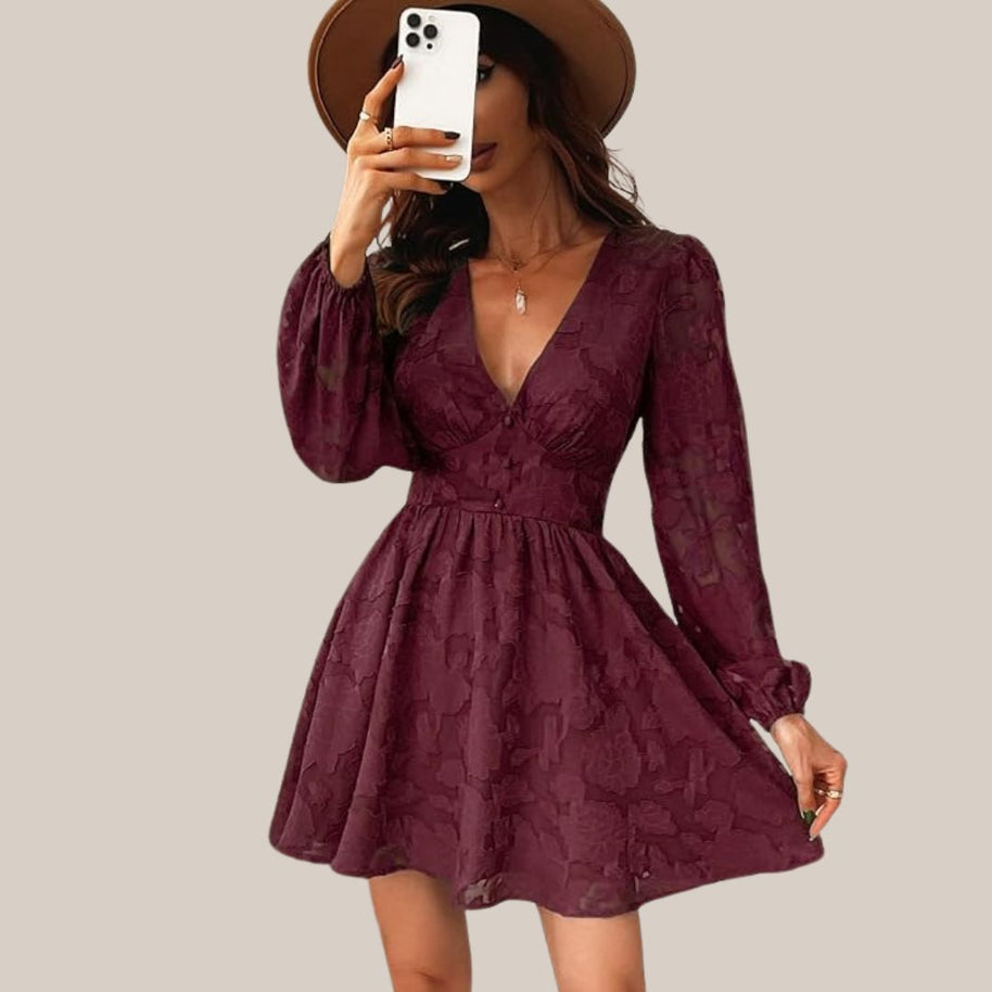 WW | Schickes Langarmkleid mit tiefem V-Ausschnitt