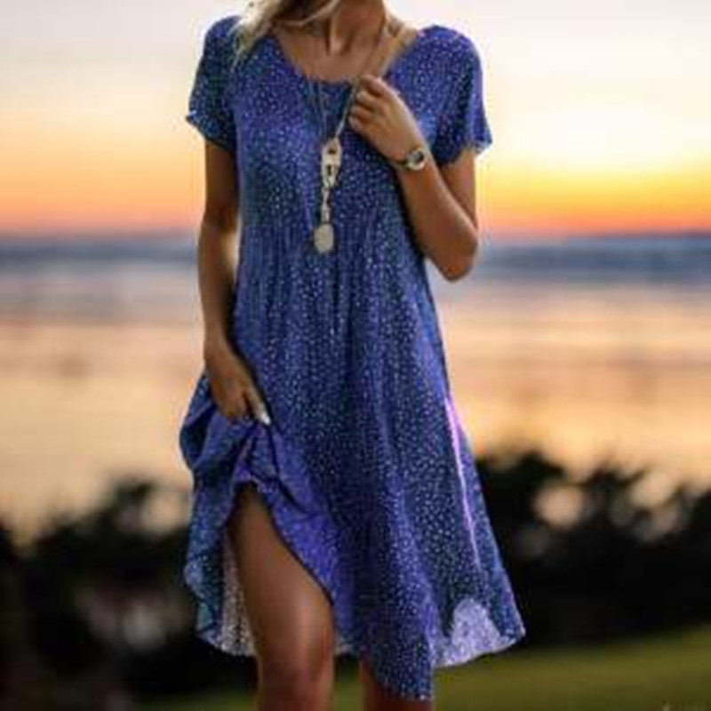 WW | Kurzärmeliges Grünes Minikleid Mit Punkten