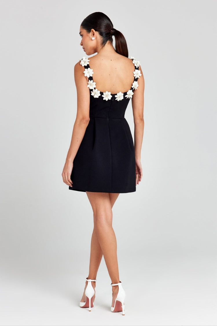 WW | Cindy Kunstperle Blumen Applikation Quadrat Ausschnitt Taschen Mini Kleid
