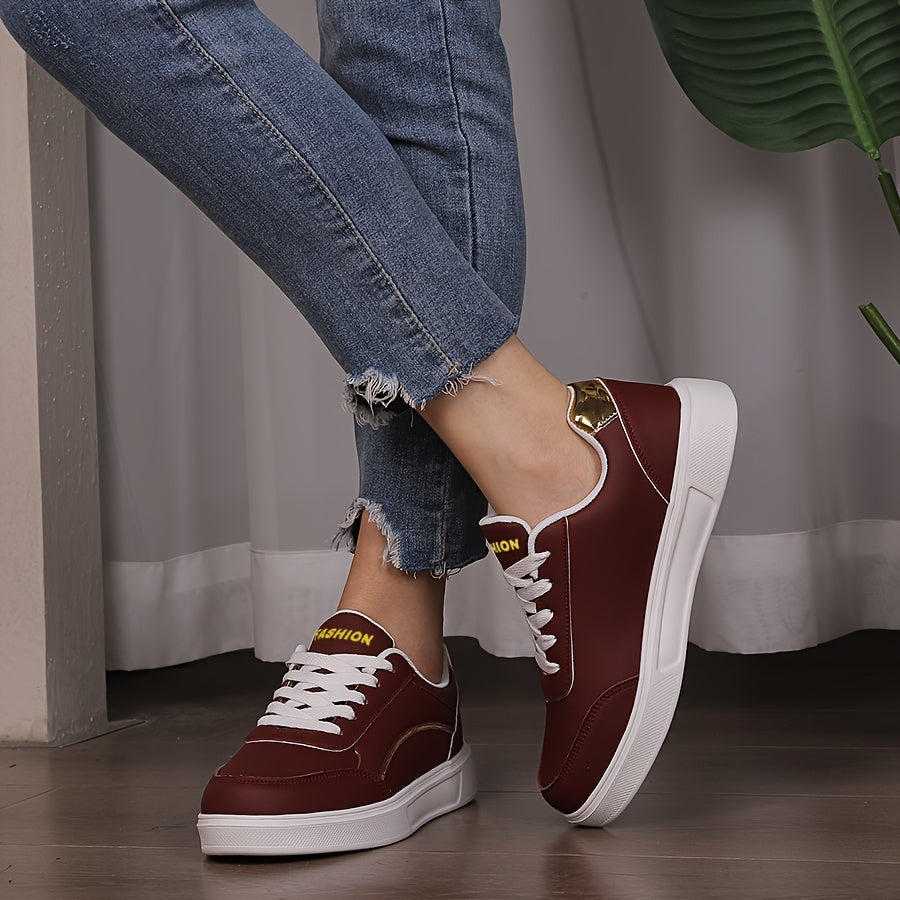 WW | Plateau Sneaker mit Schnürsenkeln