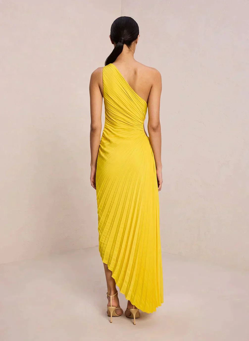 WW | One Shoulder Plissee Midi Kleid