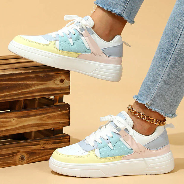 WW | Mehrfarbige Schnürschuhe