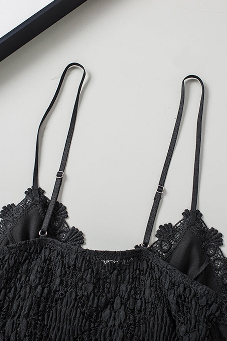 WW | V-Ausschnitt Spitze Cropped Cami