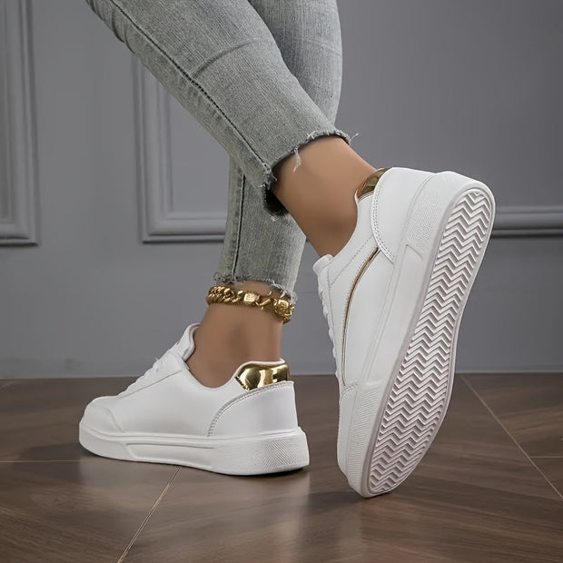 WW | Plateau Sneaker mit Schnürsenkeln