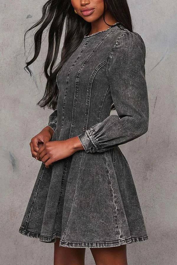 WW | Fade Into You Denim Prinzessinnenlinie Rückenreißverschluss Flare Stretch Mini Kleid