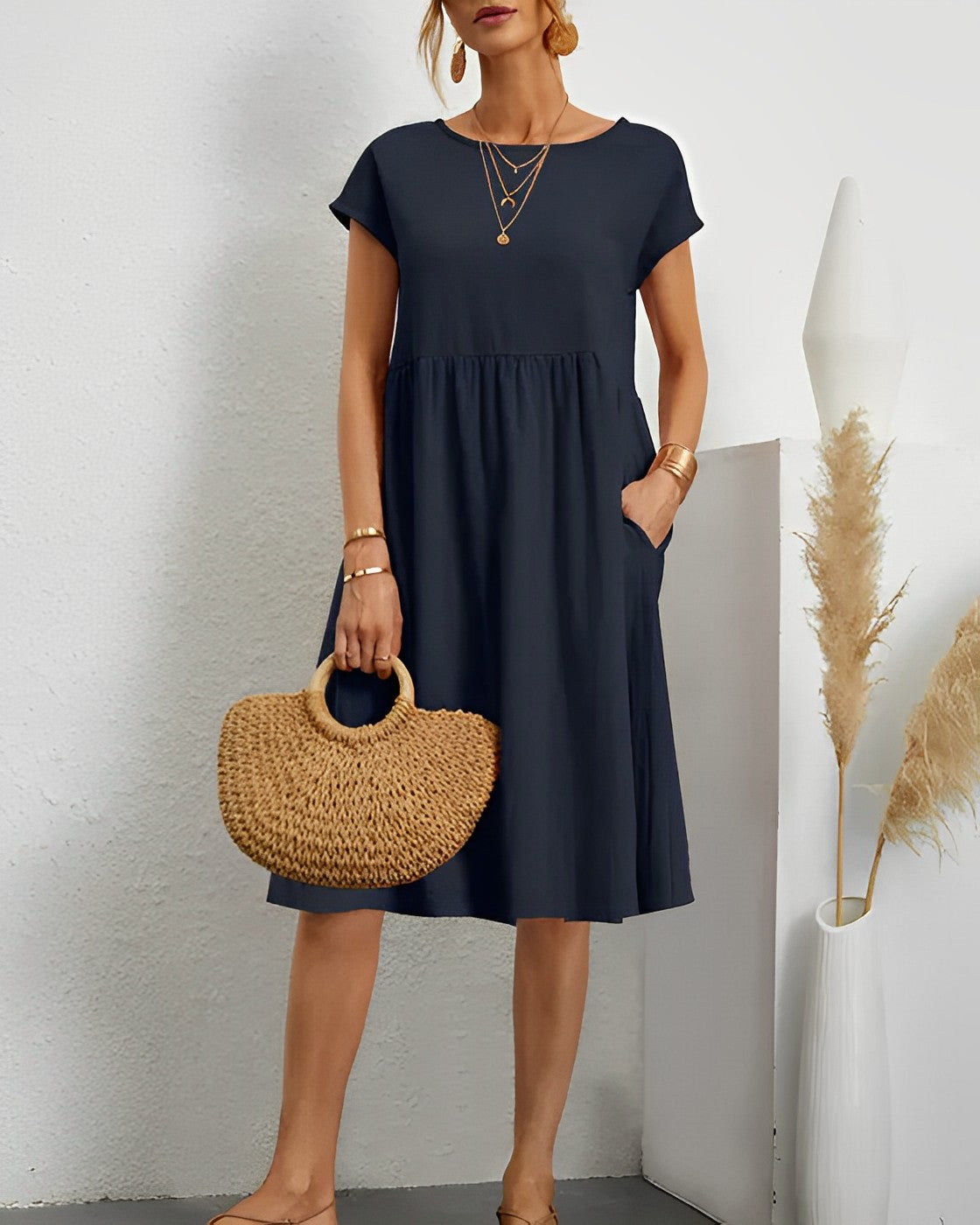 WW | Midi-Kleid mit Seitentaschen