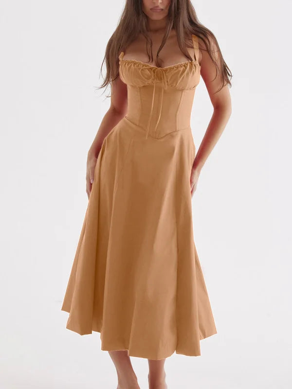 WW - Midikleid mit tailliertem Oberteil und ausgestelltem Rock | Minikleid mit Spaghettiträgern