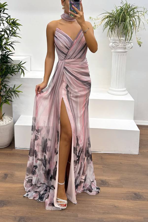 WW | In A Dreamland Chiffon Floral Print Off Shoulder Pleated Scarf Slit Maxi Kleid