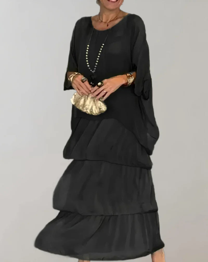 WW | Elegantes Maxikleid mit Fledermausärmeln und Gestuftem Rundhalsausschnitt