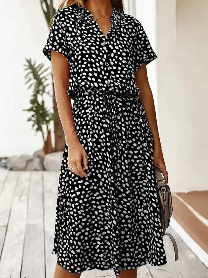 WW - Elegantes kurzärmliges Hemdblusenkleid mit Polka Dots und Kordelzug in der Taille
