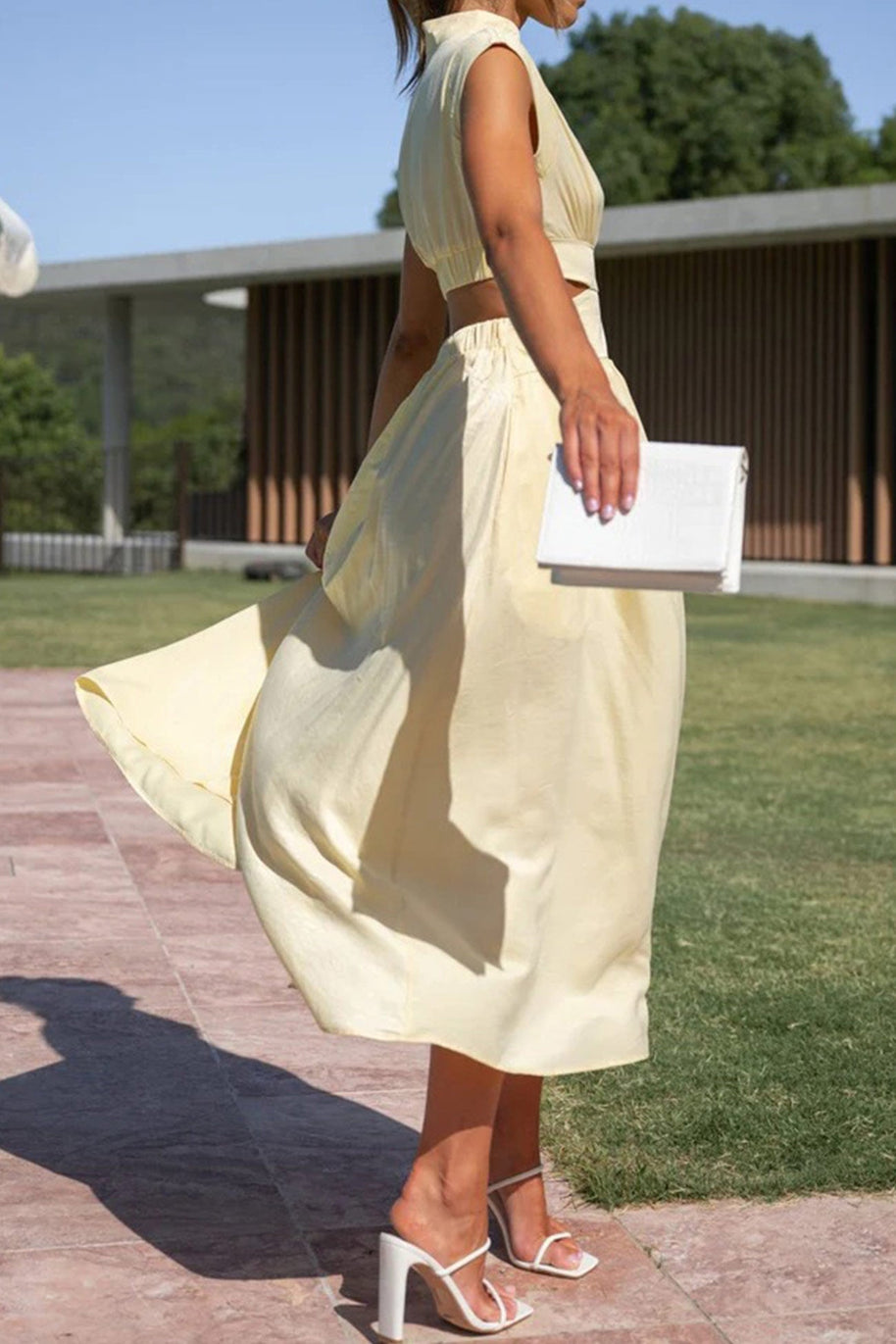 WW | Mock Neck Cutout Midi Kleid