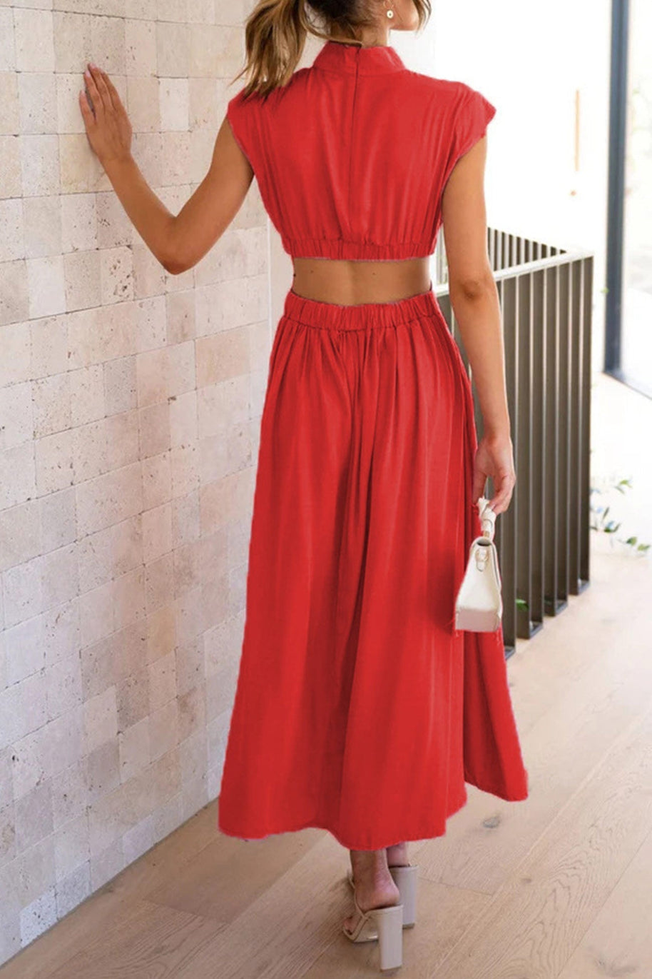 WW | Mock Neck Cutout Midi Kleid