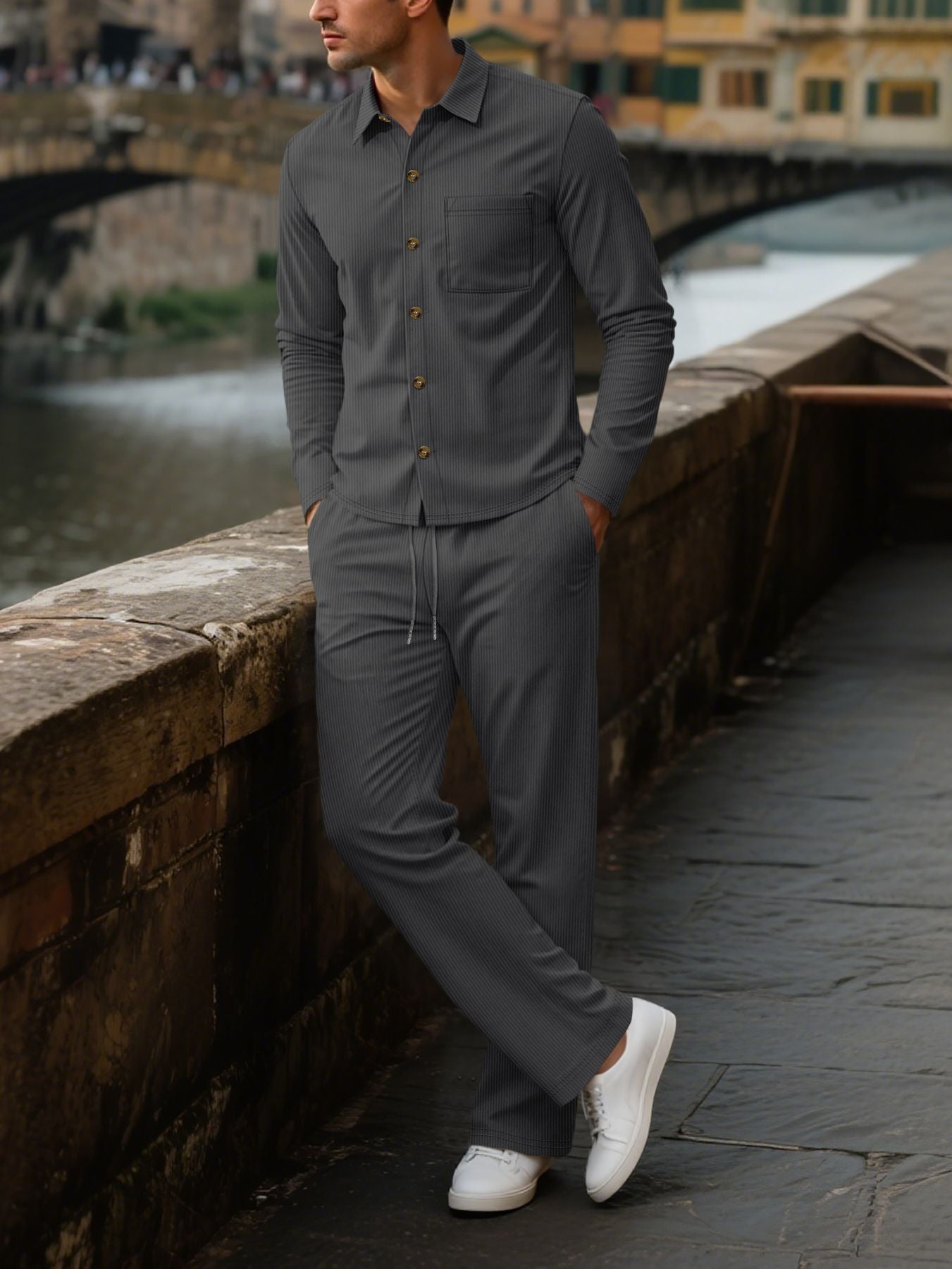 Herren eleganter Freizeitanzug mit strukturierter Oberfläche und praktischen Taschen WW