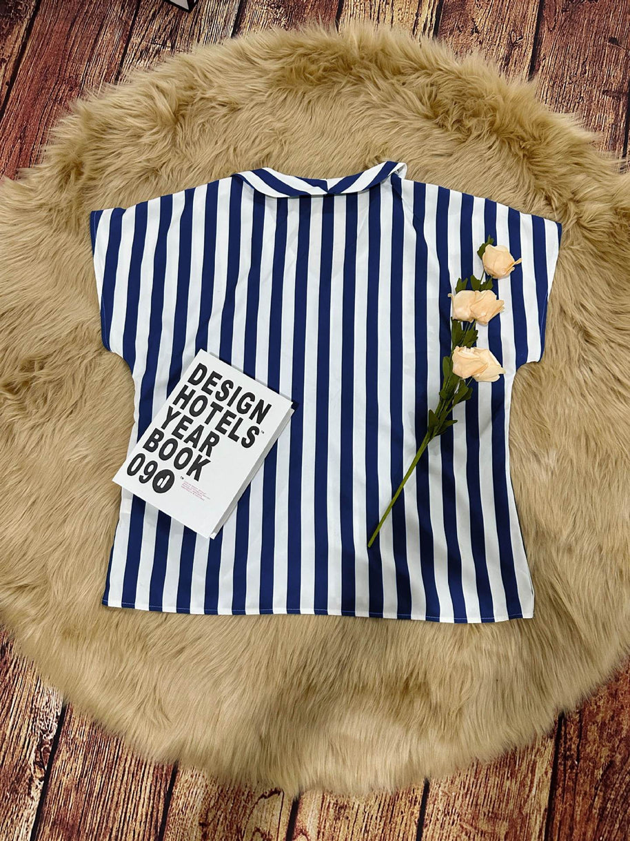 Damen Bluse im elegant gestreiften Design mit modernem V-Ausschnitt und kurzen Ärmeln WW