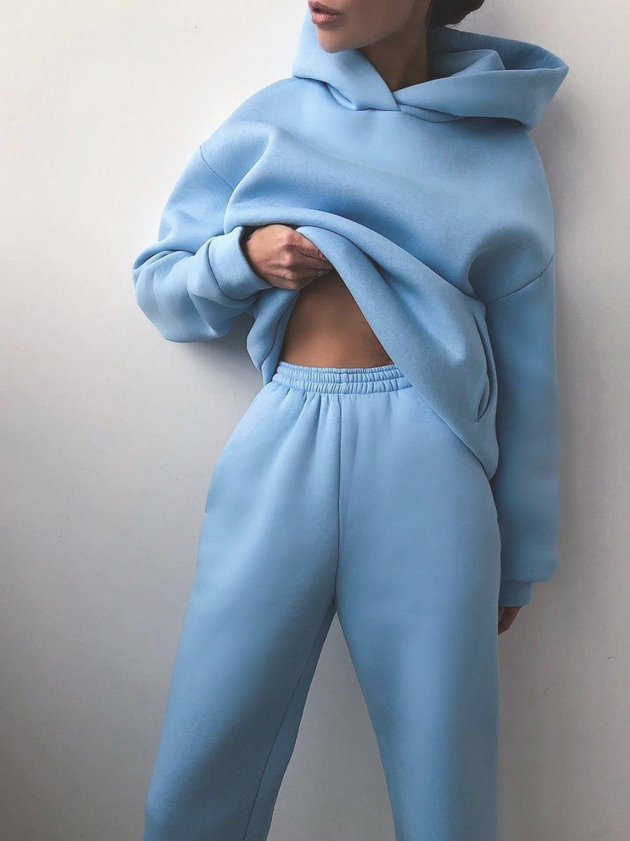Damen Sportliches Loungewear-Set mit oversized Hoodie und bequemen Jogginghosen WW