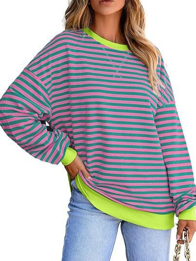 Damen gestreifter Sweatshirt mit modernem Schnitt und Kontrastdetails WW