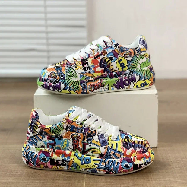 WW | Lebendige Sportschuhe Im Graffiti-Stil
