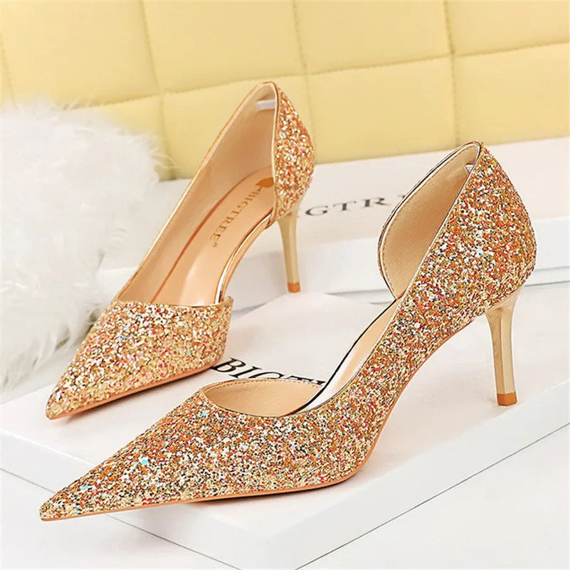 WW | Glitzernder, Spitzer Stiletto Absatz