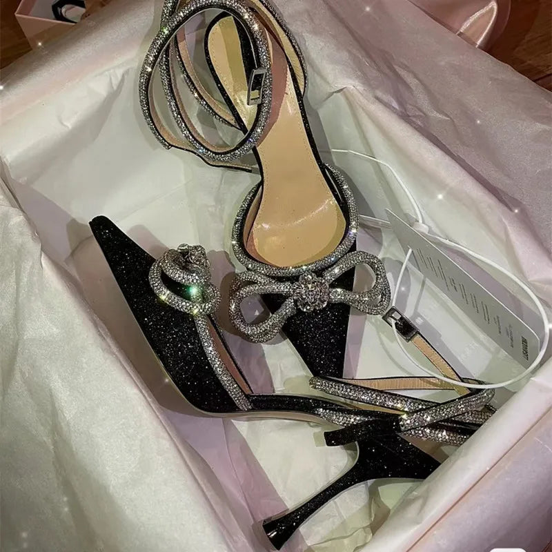 WW | Alles, was Sie brauchen, sind Bow Mules Schuhe