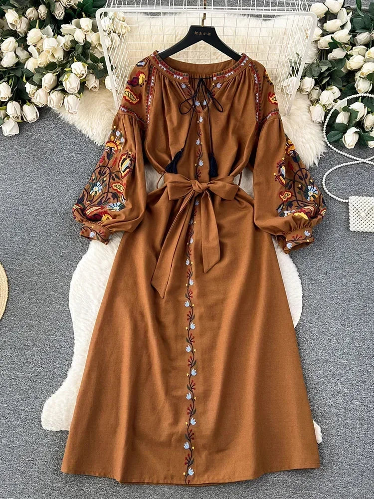 WW | Bestickte Maxikleid aus Leinen mit Laternenärmeln Virjelyn