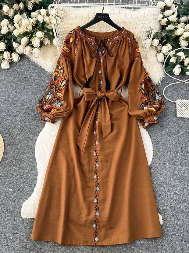 WW | Bestickte Maxikleid aus Leinen mit Laternenärmeln Virjelyn