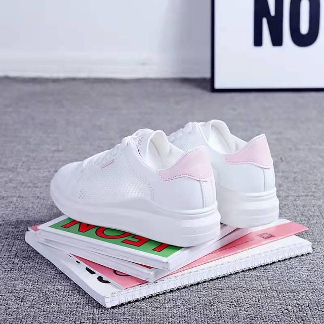 WW | Moderne Gesunde Damenschuhe Mit Schnürsenkeln Und Einem Weichen Fußbett