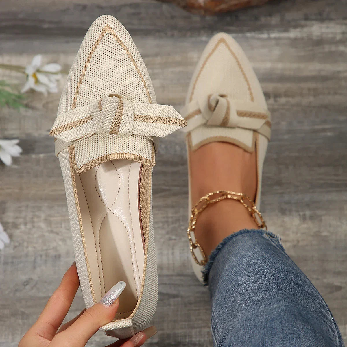 WW | Schicke Flache Schuhe mit Spitze und Schleifendetail