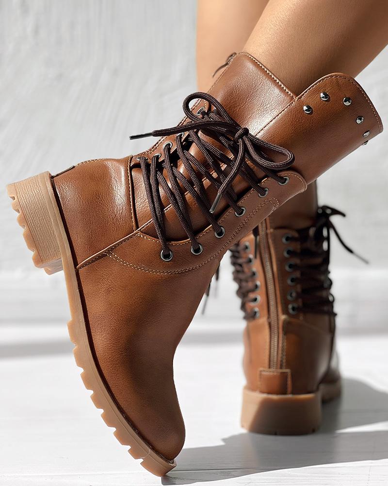 WW | Moderne und unterstützende orthopädische Stiefel.
