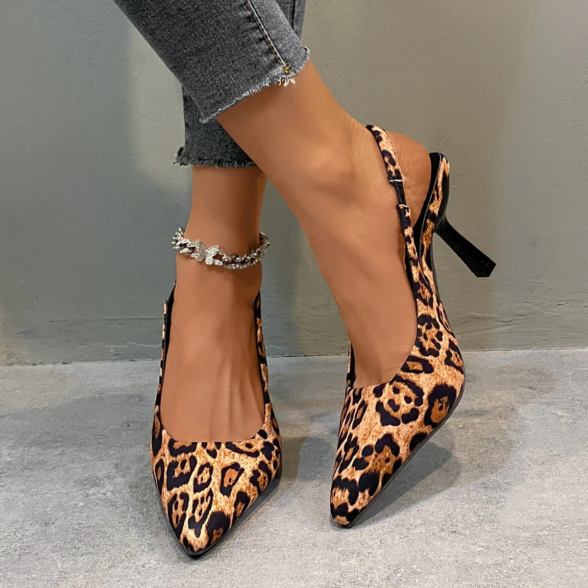WW | Damen Schwarze Kitten Heels Elegant