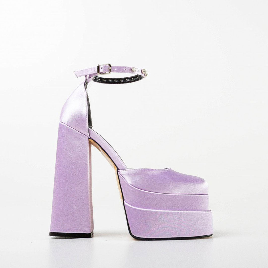 WW | Glänzende Satin Pumps Mit Quadratischer Spitze Und Klobigem Plateau