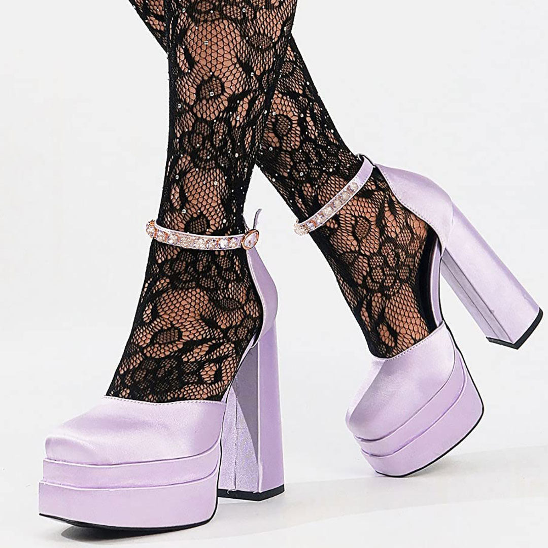 WW | Glänzende Satin Pumps Mit Quadratischer Spitze Und Klobigem Plateau
