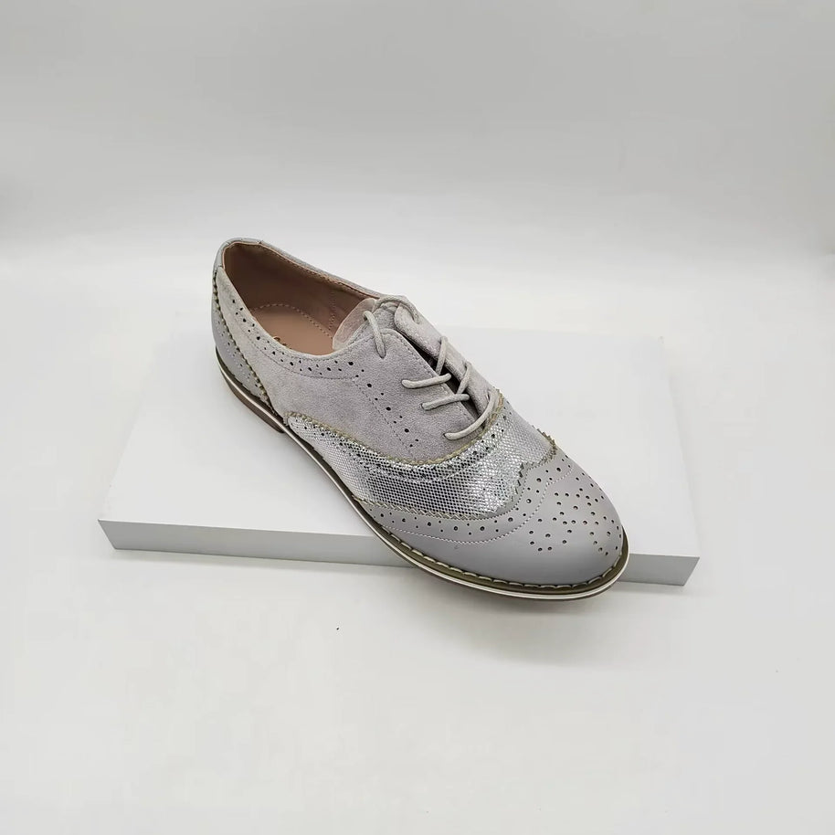 WW | Brogues Schuhe Echtes Leder Klassische Schnürung Elegantes Perforiertes Design