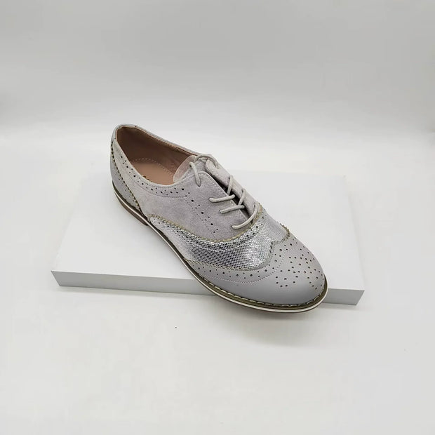 WW | Brogues Schuhe Echtes Leder Klassische Schnürung Elegantes Perforiertes Design