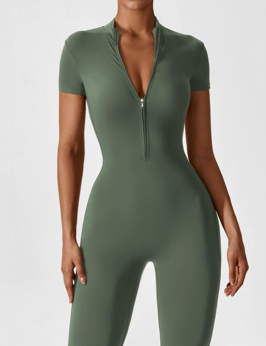 LenaFit – Kurzarm-Reißverschluss-Jumpsuits