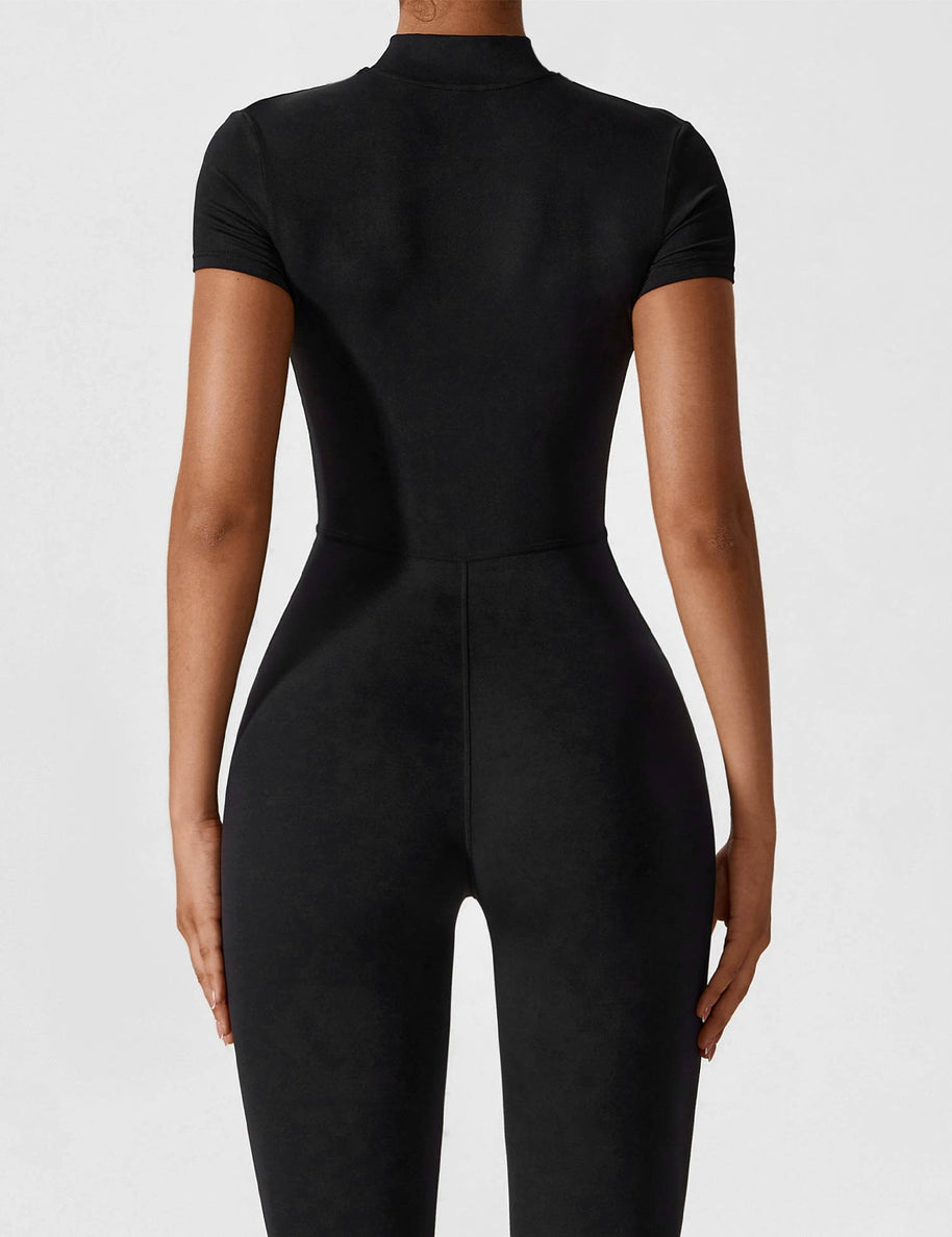 LenaFit – Kurzarm-Reißverschluss-Jumpsuits