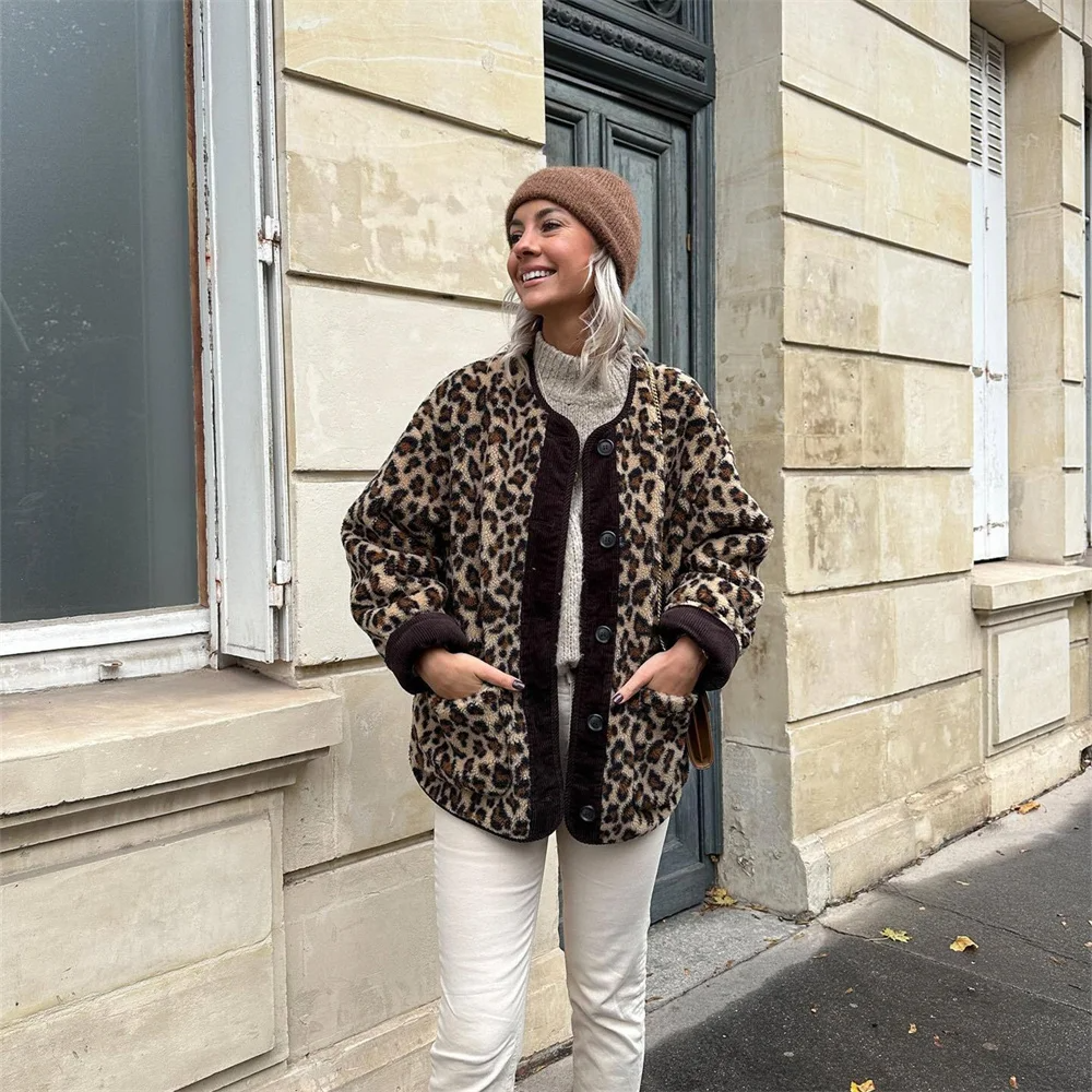 W&W Mode - Jacke mit O-Ausschnitt und Leopardenmuster