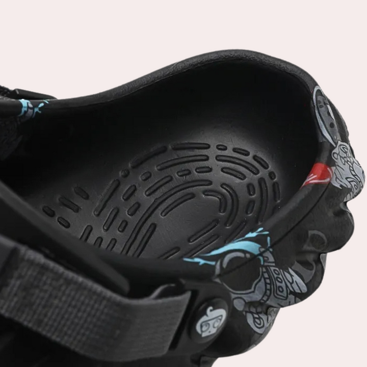 Herren-Sandalen mit Graffiti-Muster
