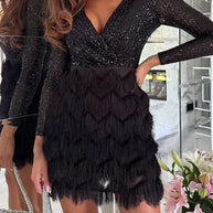 WW | Glitzerndes Partykleid mit V-Ausschnitt