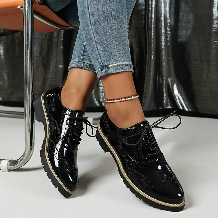 W&W Mode | Lackschuhe Im Oxford Stil Mit Klobiger Sohle Für Damen