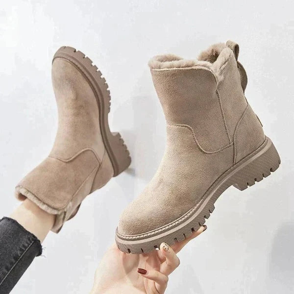 Wolff | beige Damen Winterstiefel mit warmem Innenfutter und robustem Boden – bequeme Stiefeletten