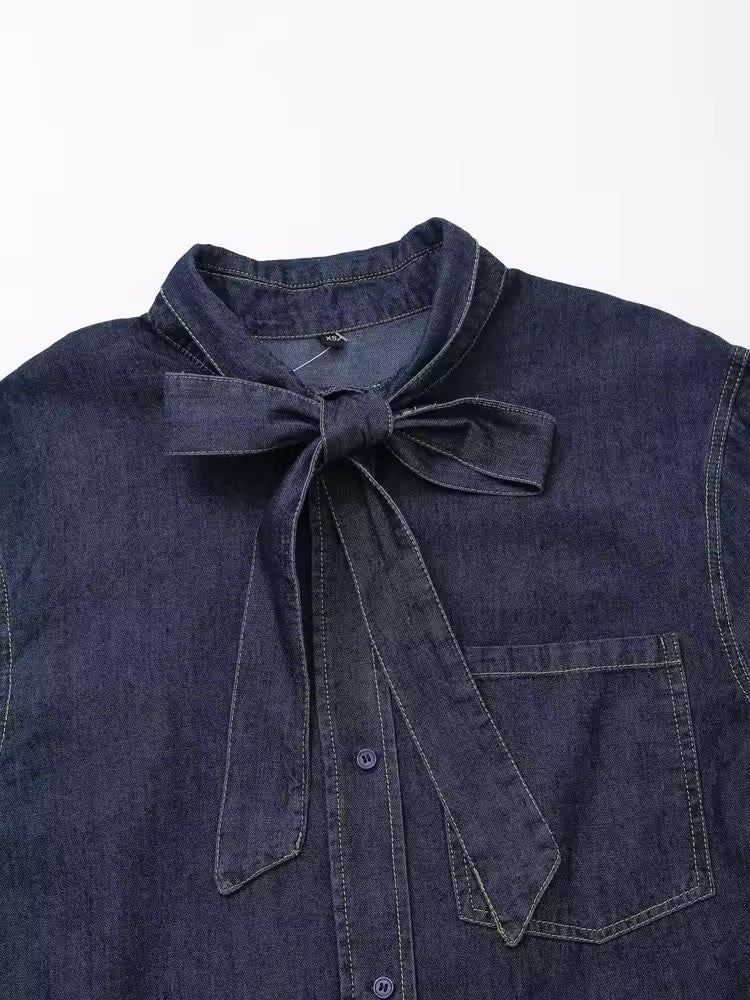 WW | Dunkle Denim Bluse Mit Schleifenkragen