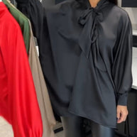 WW | Bandkragen und Elegante Bluse