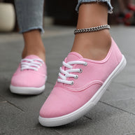 WW | Bequeme Niedrige Canvas Sneakers in Weiß