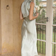 WW | Elegantes Brautjungfernkleid Mit Langem Neckholder Aus Satin