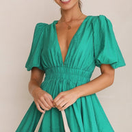 WW | Minikleid mit V-Ausschnitt und Puffärmeln für Damen