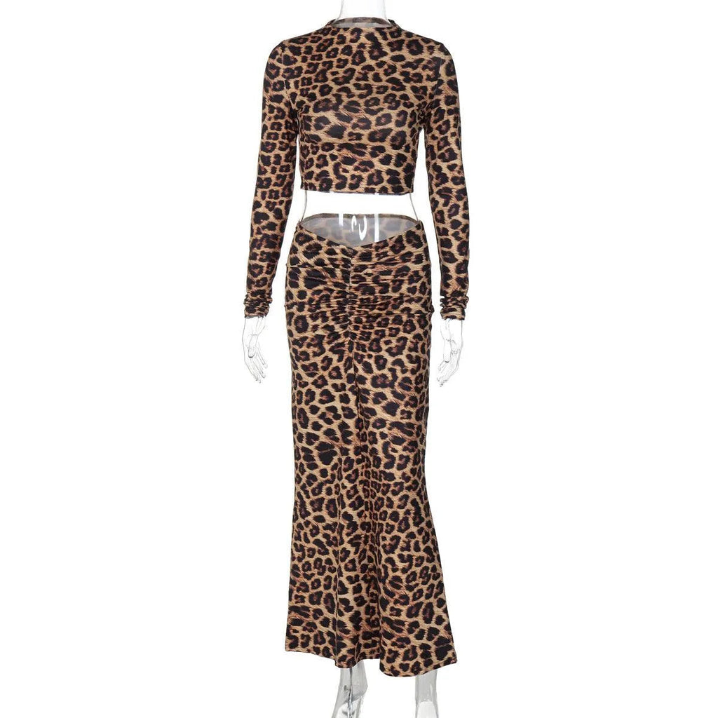 WW | Elastisches elegantes Kleid mit elastischem Faltenrock